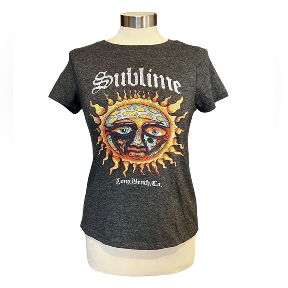 Sublime logo Sun Graphic Band T-shirt stretch Women’s size Small Long Beach Ca - Picture 6 of 6
